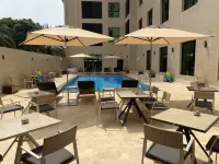 Star Land Hotel Bastos - piscina