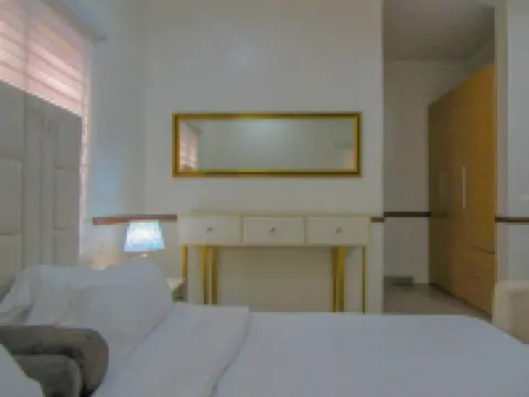 Upgates Enterprise -Homes & Suites Hotels in Ife