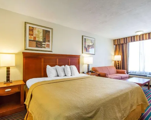 Quality Inn Dyersburg I-155