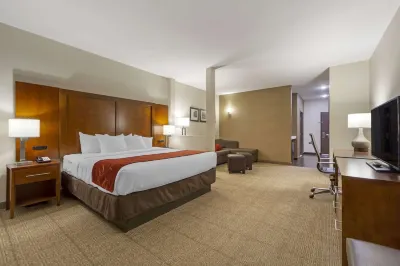 Comfort Suites