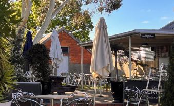 American Hotel Creswick