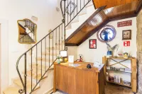 Refúgio Das Artes Hotels in Alvados