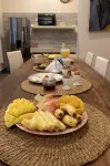 روري برايفت لاكشري فيلاس - فطور