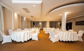 African Regent Hotel