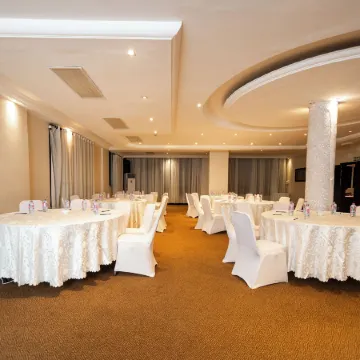 African Regent Hotel