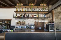 Hábitat Cigüeña Negra - bar