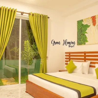 Green Heaven Resort Hotels near Lankatilaka Temple