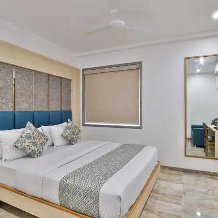 7 Orbit Hotel, Surat