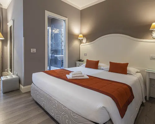 Domus Castrense Hotels near Santa Prassede
