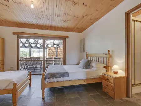 Steeles Island Retreat