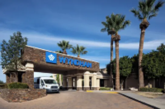 Wyndham Tucson Airport & Conference Center