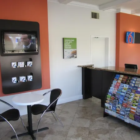 Motel 6 Anaheim, CA