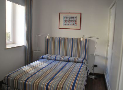 阿普羅多德爾希萊奈民宿