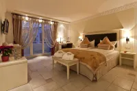 Boutiquehotel la Casa Hotels near Dionysiuskirche