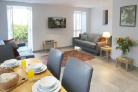 Swansea Valley Holiday Cottages Hotels in Rhos