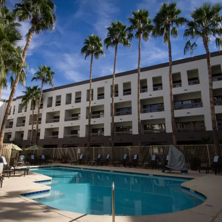 Hilton Phoenix Airport
