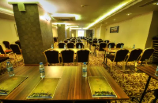 Golden Deluxe Hotel