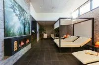 Hôtel Restaurant Athena Spa Hotels in Страсбург