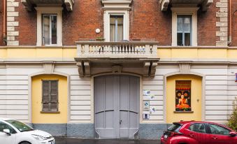 Easyhomes - Central Station