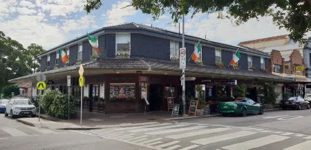 Northern Star Hotel Отели в г. Гамильтон