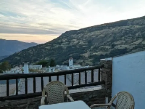 Hostal Ruta de las Nieves Hotels in Capileira