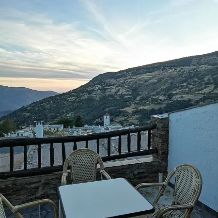 Hostal Ruta de las Nieves