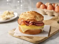 TownePlace Suites Houston North/Shenandoah - Breakfast