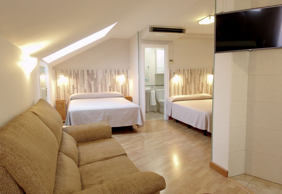 엑세 카사 에 로스 리나헤 위치