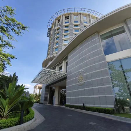 Lyfe Hotels Bhubaneswar Отели в г. Бхубанешвар