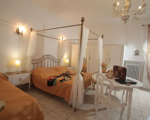ZO. NE. Baroque B&B Hotels in Lecce