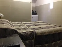 Avalon Motel