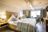 Hotel Neuwarft Hotels in Dagebull