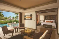 Dreams Vallarta Bay Resort & Spa - Airport Shuttle