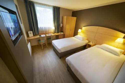 DC Hotel & Restaurant Brussels South - parking