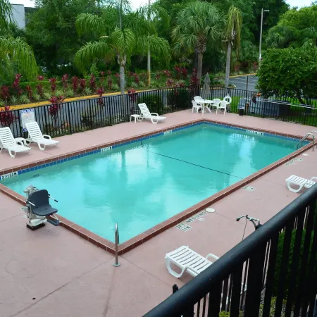 Quality Inn & Suites Orlando Airport