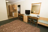 Green Gables Motel - 4 estrellas