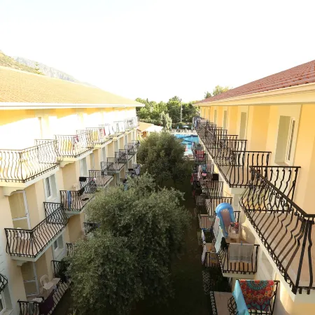 Mavruka Hotel