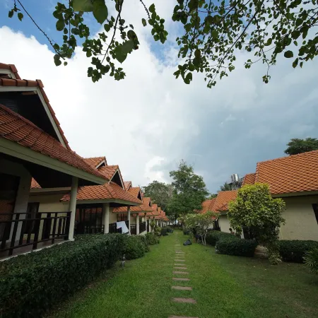 Aquavana Haad Rin Resort