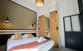 Home Chic Home - les Suites de La Comédie