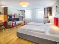 جوفا هوتل سالزبرج Hotels near آيغن
