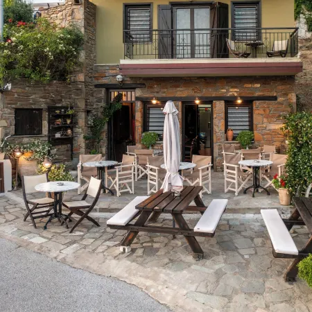 Oreiades Guesthouse