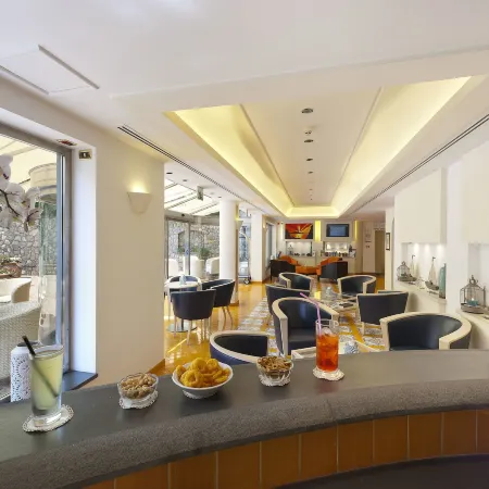 Hotel Del Mare Отели рядом с достопримечательностью «Пляж Сальваторе»