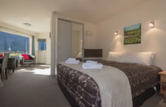 Caples Court Motel & Apartments