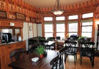 Champaign Garden Inn - breakfast