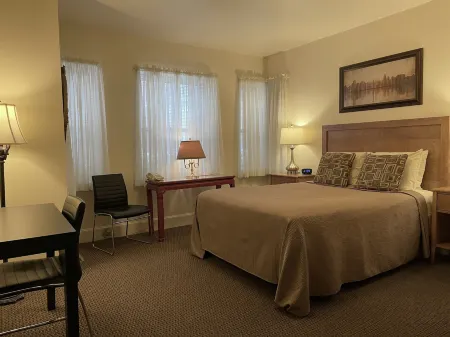 Oasis Guest House Отели рядом с достопримечательностью «African Meeting House»