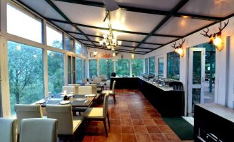 Kasauli Hills Resort