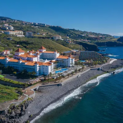 هوتل ريو ماديرا - عامامل جميع الخدمات Hotels near سانتا ماريا