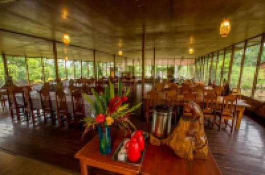Monte Amazonico Lodge Hotels in Tambopata