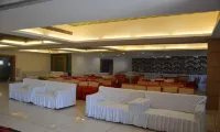 The Royal Paradise Hotels in Karnāl