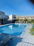 Niagara Lodge & Suites